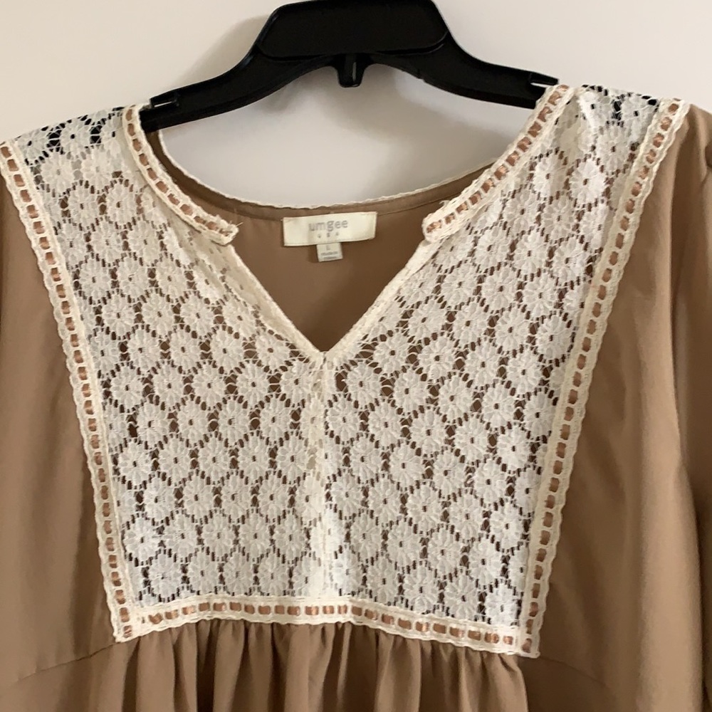 Blouse - Picture 2 of 4